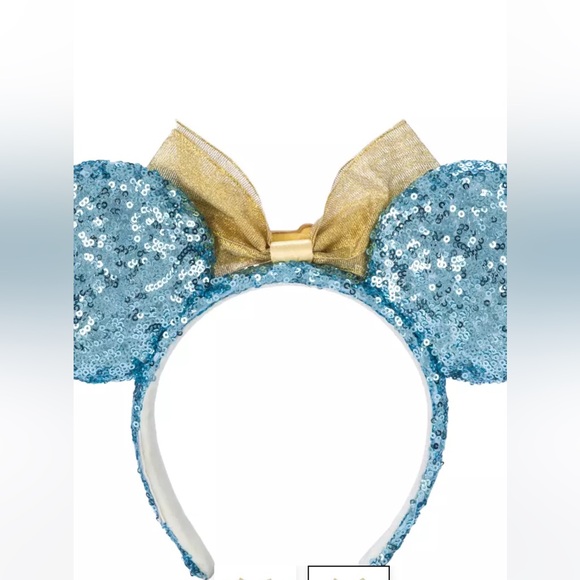NWT BLUE SEQUINS EARS